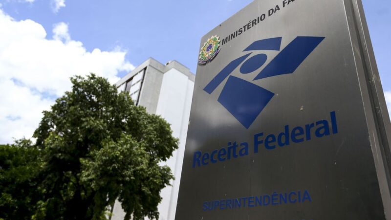 Receita Federal notifica mais de 3 mil empresas para regularização de PIS/Cofins