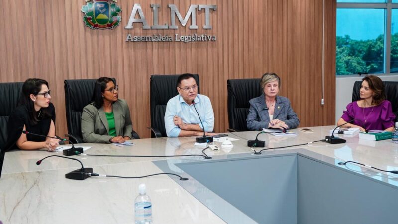 Botelho vai a Brasília cobrar agilidade de aprovação do pacote antifeminicídio na Câmara Federal