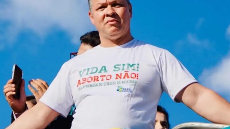 Deputado Cláudio Ferreira apresenta moção em apoio a proibição de aborto por assistolia fetal