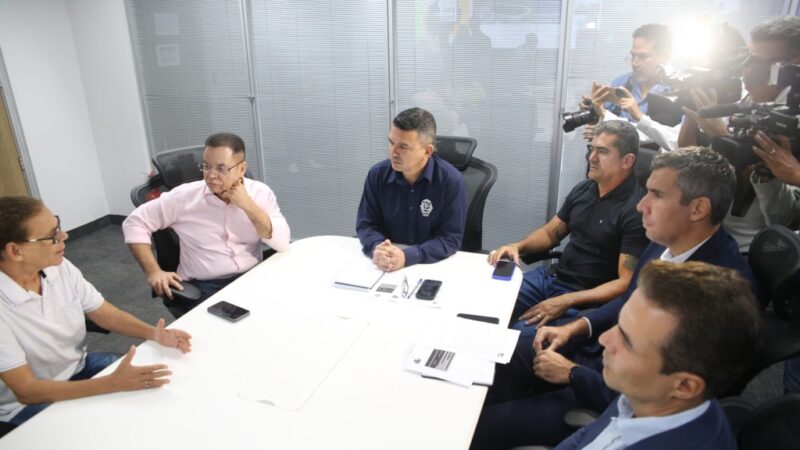 Presidente Botelho participa de reunião que busca ações de segurança para os motoristas por aplicativo