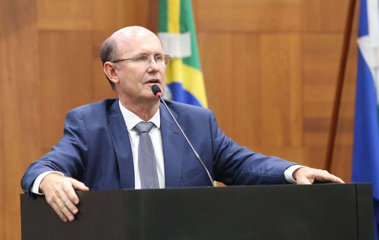 Avallone representa a ALMT em evento nacional que reconheceu importância da Lei do Pantanal