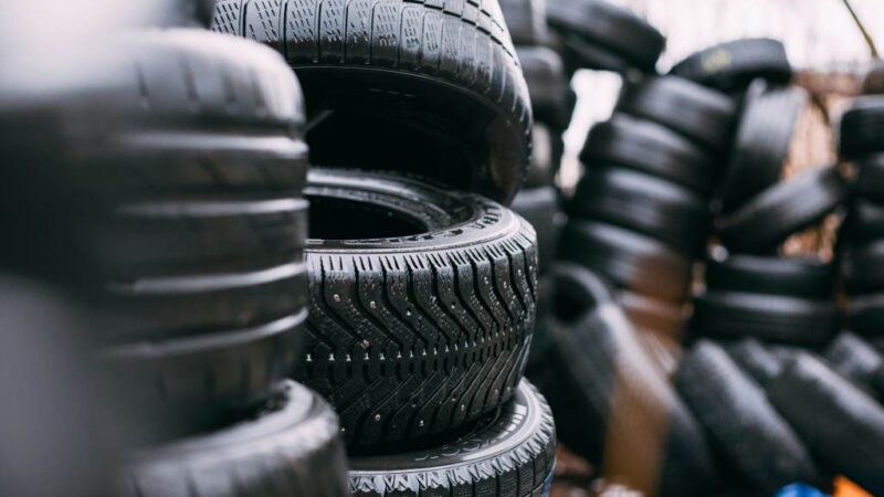 Após montadoras, setor de pneus pede ao governo elevação de tarifa contra “invasão“ chinesa