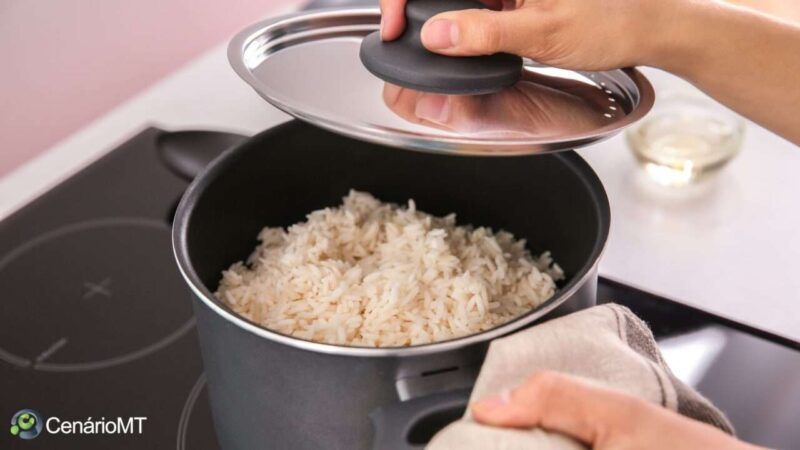 Como fazer arroz soltinho e delicioso: O segredo revelado!