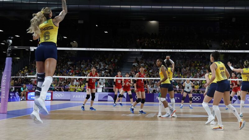 Brasil vence Japão por 3 a 0 no vôlei feminino