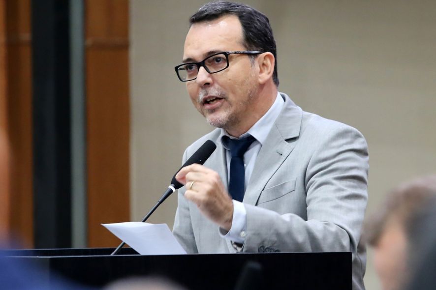 Lúdio Cabral reconhece desgaste do PT entre eleitores de Cuiabá