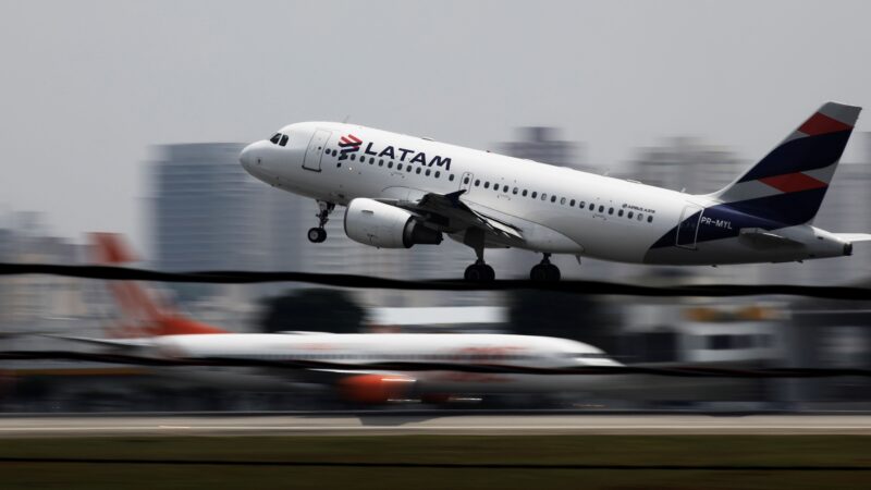 Reforma tributária vai afetar preço das passagens aéreas, avalia Latam