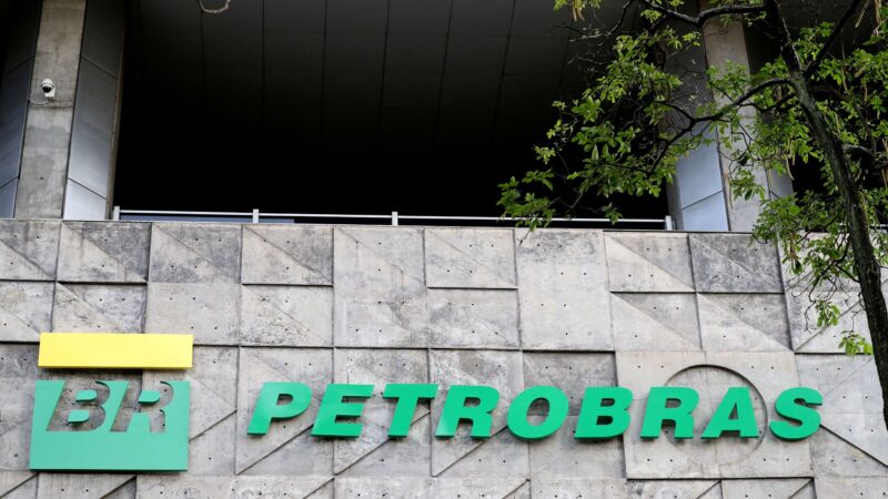 Conselho da Petrobras aprova R$ 20 bilhões em dividendos extraordinários