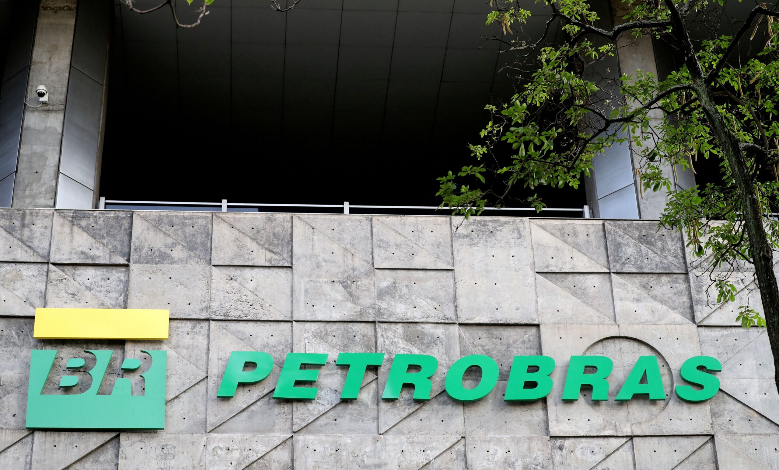 Petrobras substitui presidente e diretores da PBio Após operação do Ministério Público