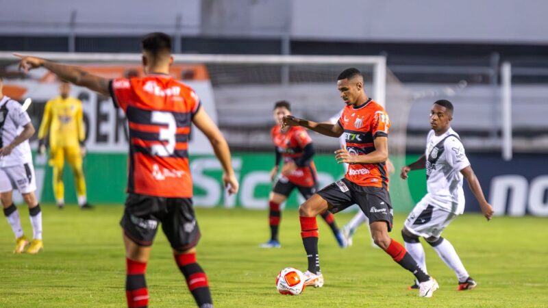 Série B: Ponte Preta e Ituano jogam para fugir do Z4 da competição