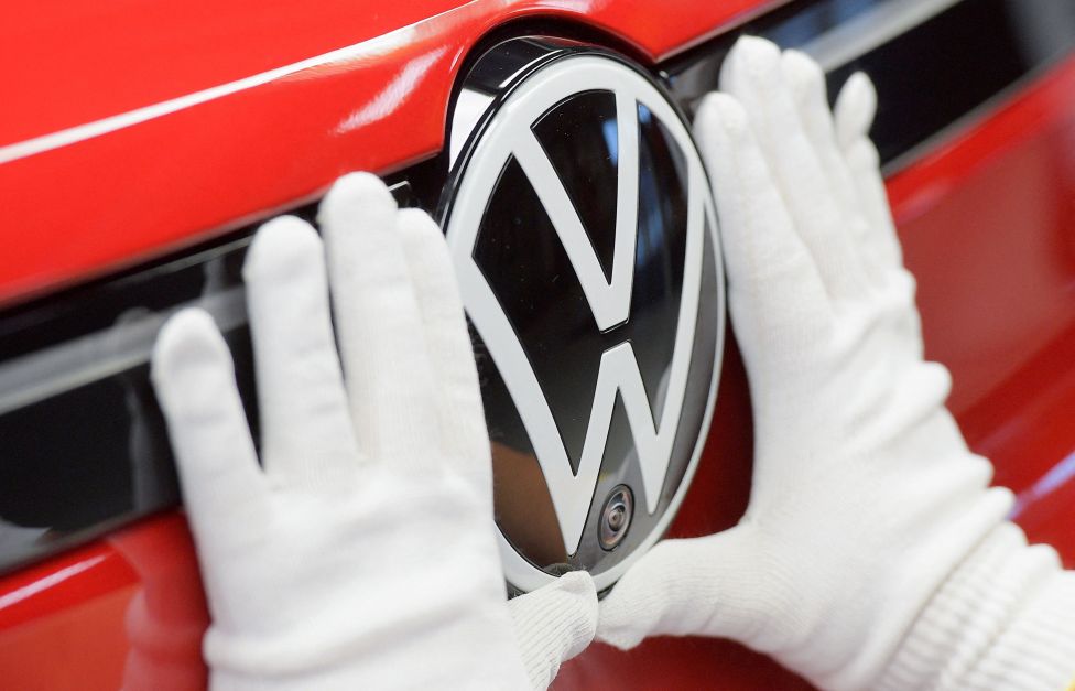 Alemanha estuda como pode ajudar a Volkswagen, diz ministro da Economia