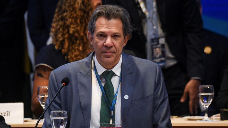 Haddad se reúne com Lula e Galípolo no Alvorada