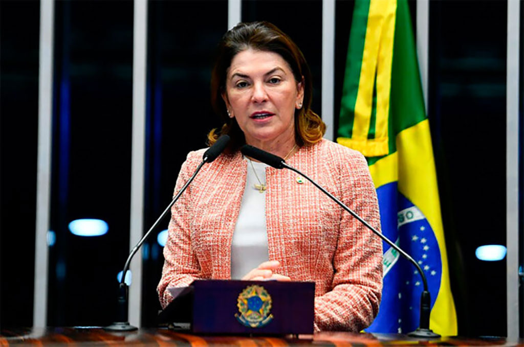 Senadora de MT apresente Lei para voto impresso no Brasil para as eleições de 2026