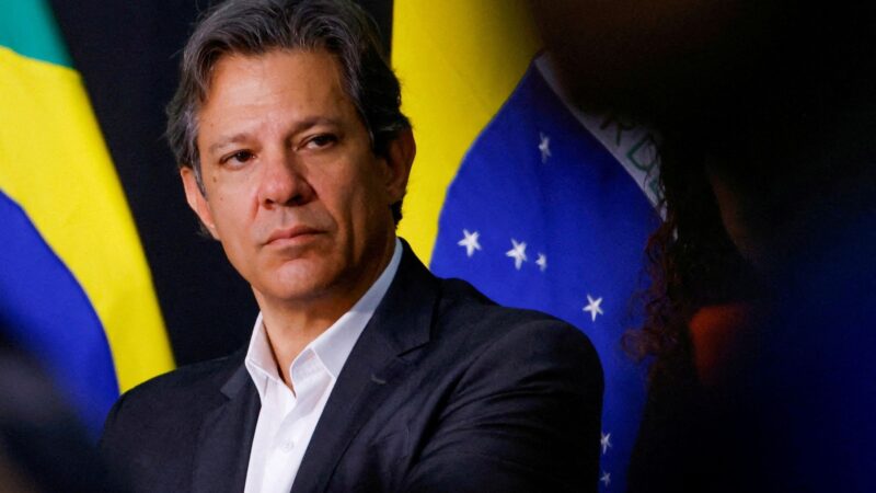 Governo já está considerando desaceleração da economia em 2025, diz Haddad