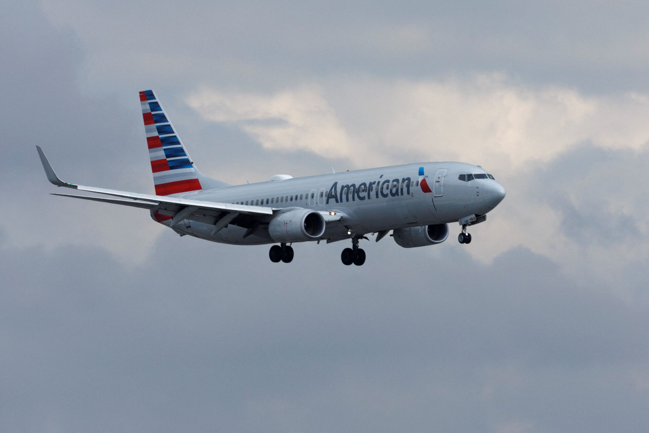 American Airlines retoma voos após paralisação por problemas técnicos