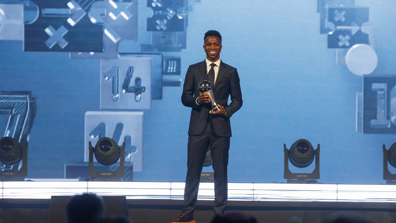 Eleito melhor do mundo, Vini Jr recebe homenagem com foto na fachada da CBF – Jornal Advogado – Em Mato Grosso