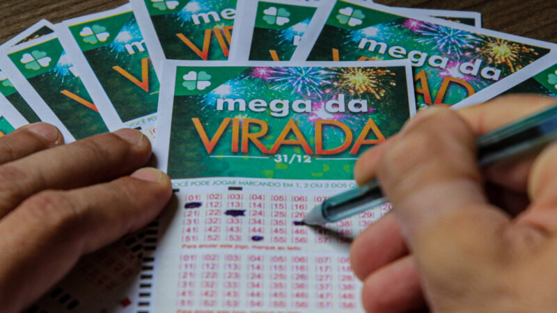 Mega da Virada: 8 apostas levam prêmios de R$ 79 mi cada; veja números