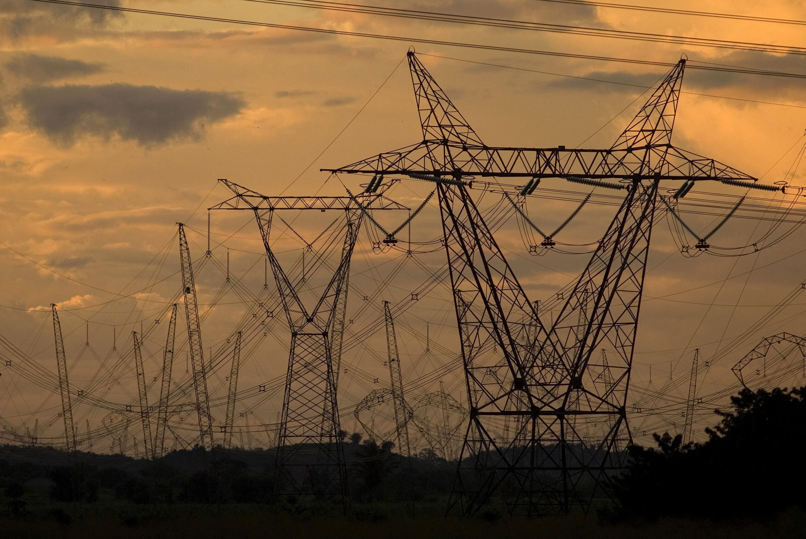 Subsídios pressionam tarifa de energia e devem passar de R$ 40 bi pela 1ª vez em 2025