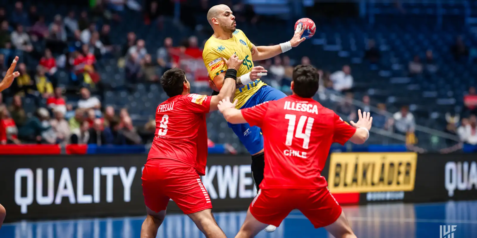 Brasil oscila, mas supera Chile na 2ª fase do Mundial de Handebol