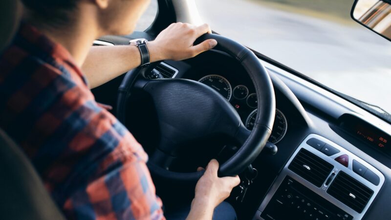 Geração Z: 51% dos jovens pretendem comprar um carro nos próximos 3 anos