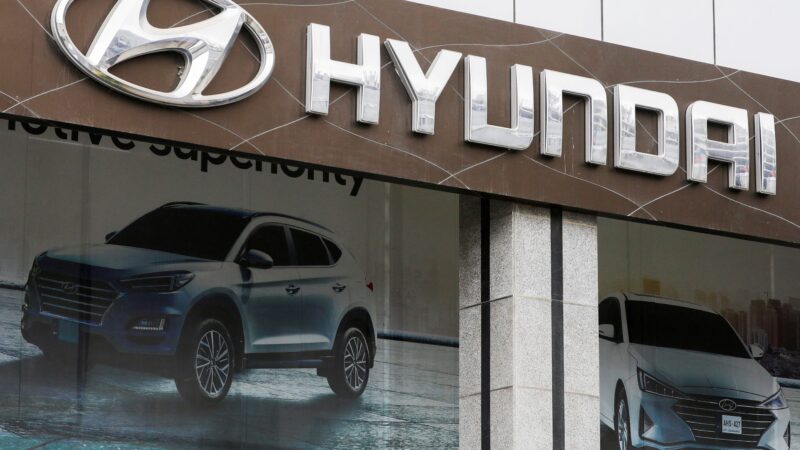 Hyundai doa US$ 1 mi para fundo inaugural de Trump em busca de aproximação