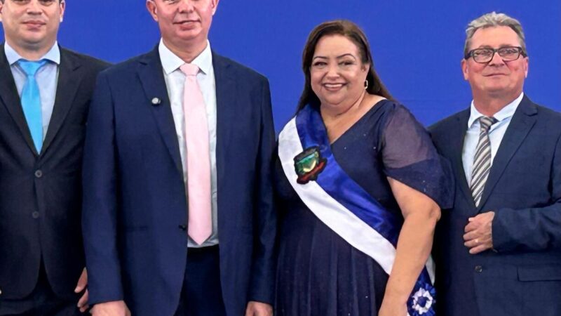 Iraci Souza e Lenildo Augusto são empossados em Pedra Preta