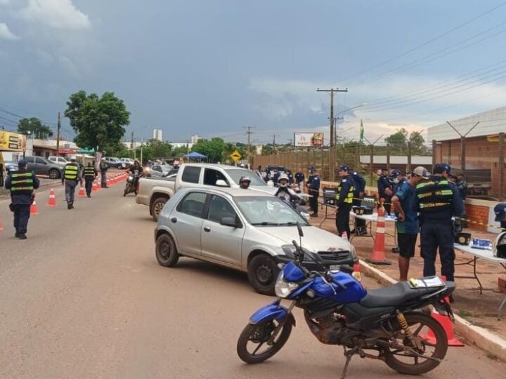 Lei Seca termina com quatro presos por embriaguez e 43 veículos removidos