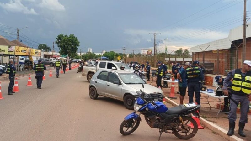 Lei Seca termina com quatro presos por embriaguez e 43 veículos removidos