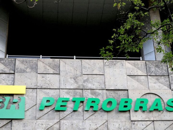 Petrobras tem total liberdade para definição de preços, diz Rui Costa à CNN