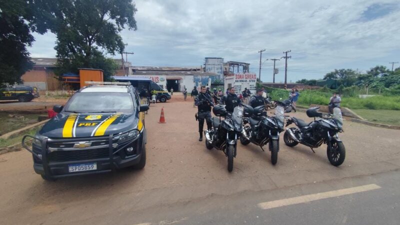 Polícia Militar e PRF recolhem 25 motocicletas irregulares em Rondonópolis