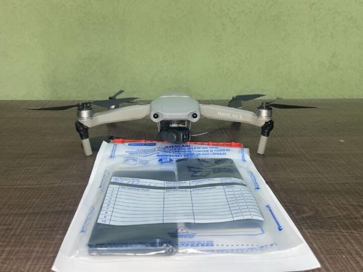 Polícia Penal abate drone sobrevoando a penitenciária e apreende dois celulares