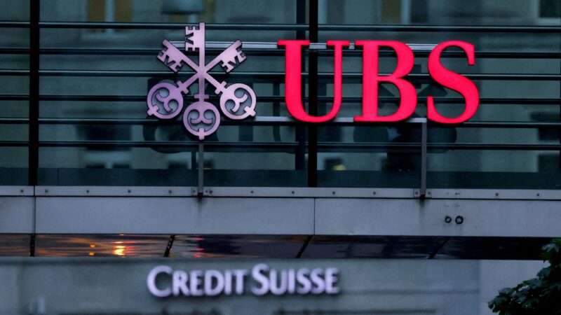 UBS investiga contas no Credit Suisse ligadas ao nazismo