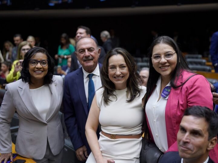 CÂMARA FEDERAL:  Na abertura dos trabalhos legislativos, deputada Gisela aponta importância de nova Mesa Diretora eleita em 1º turno com 444 votos