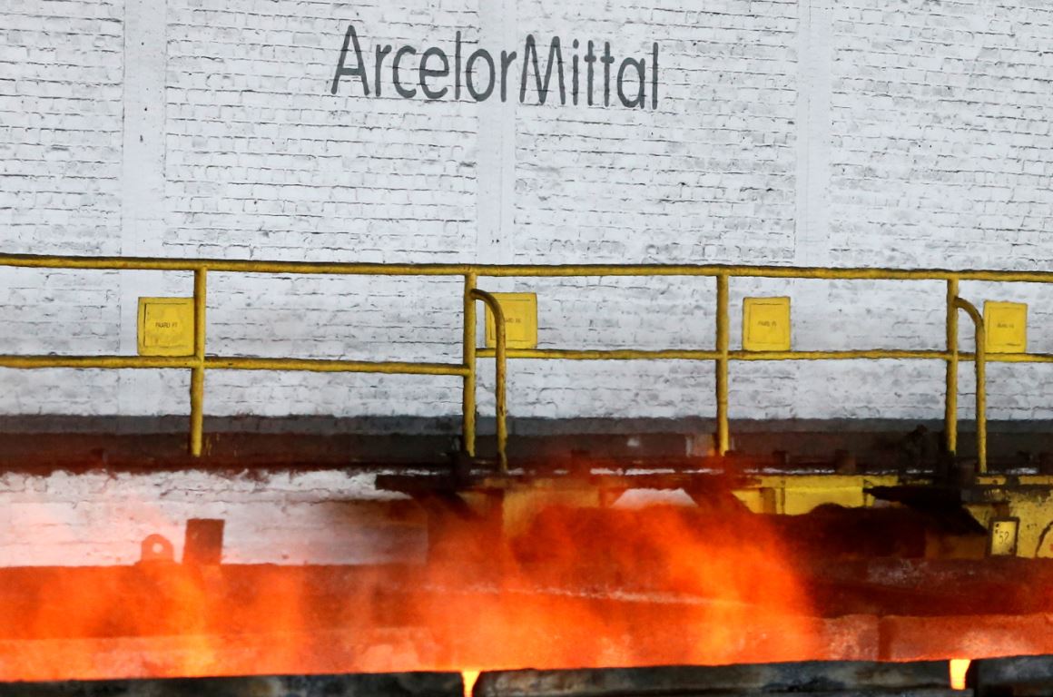 ArcelorMittal foca investimento no Brasil em 2025 e terá nova usina nos EUA