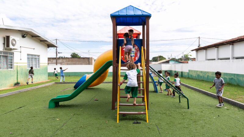 Aulas são retomadas nas 179 unidades de ensino da rede municipal de Cuiabá