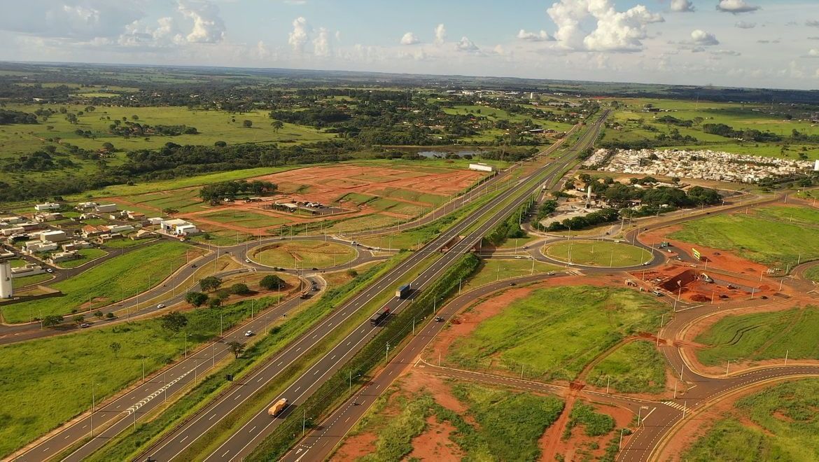 BNDES prevê recorde de até R$ 30 bi para concessões de rodovias em 2025