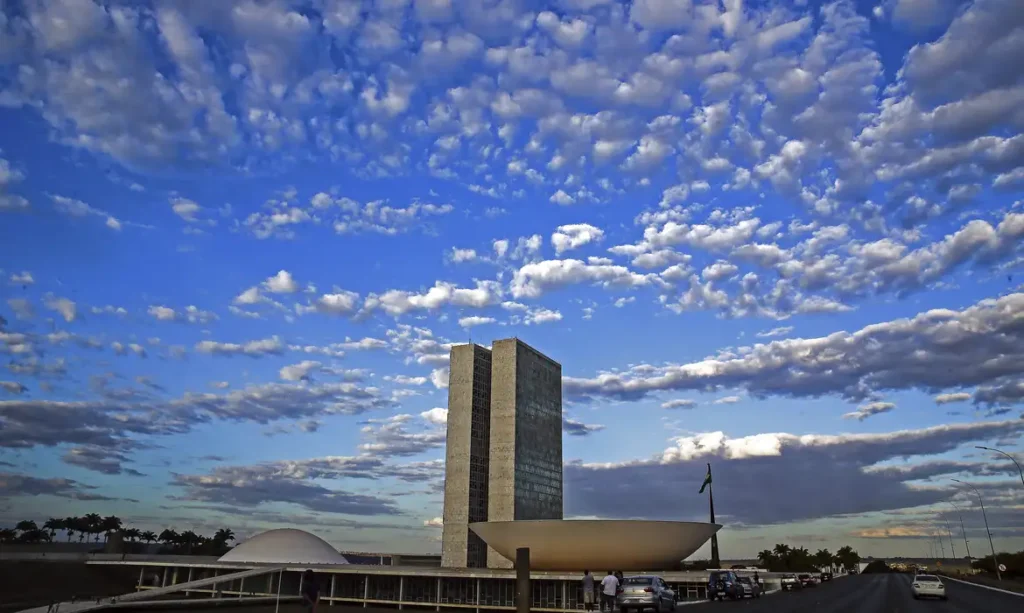 Deputados e senadores elegem presidentes e mesas diretoras neste sábado – Jornal Advogado – Em Mato Grosso