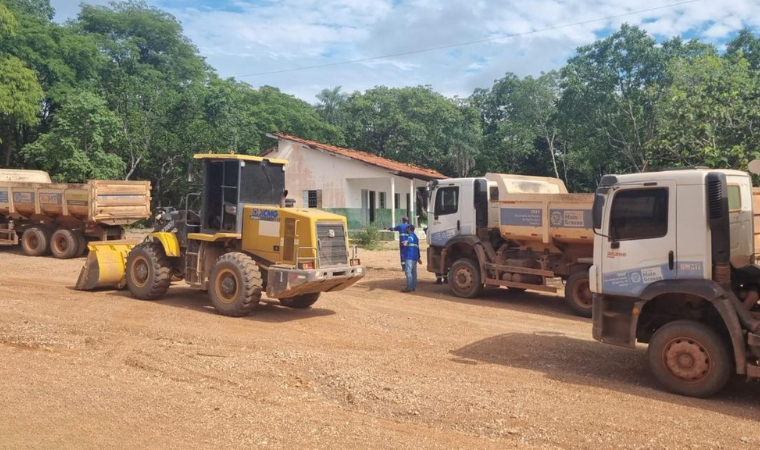 MP fiscaliza Morro de Santo Antônio encontra caminhões retirando Pedras para construção do “Parque Novo Mato Grosso”. – Jornal Advogado – Em Mato Grosso