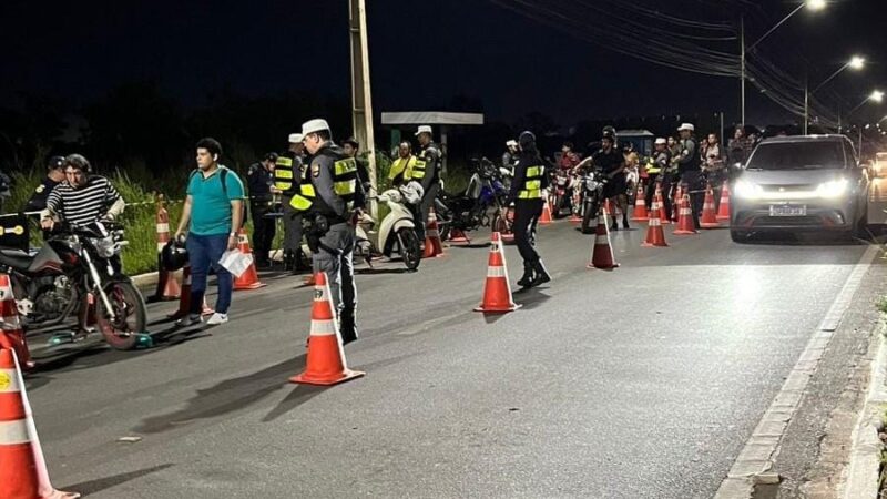 Motociclista é preso e 80 veículos são apreendidos durante Operação Lei Seca em Cuiabá