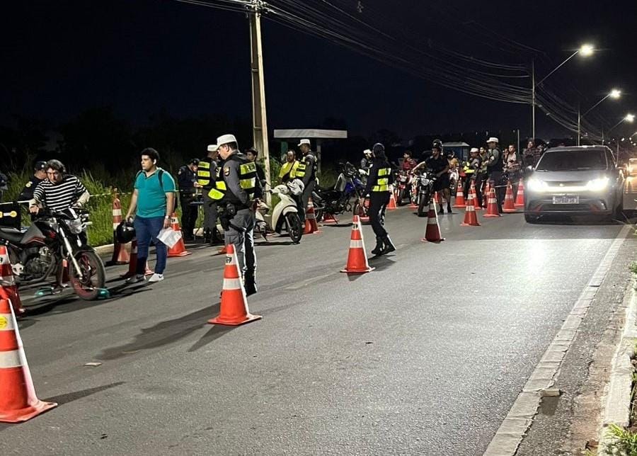 Motociclista é preso e 80 veículos são apreendidos durante Operação Lei Seca em Cuiabá