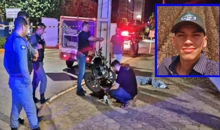 Motociclista perde direção ao passar por rotatória e morre após colidir com poste