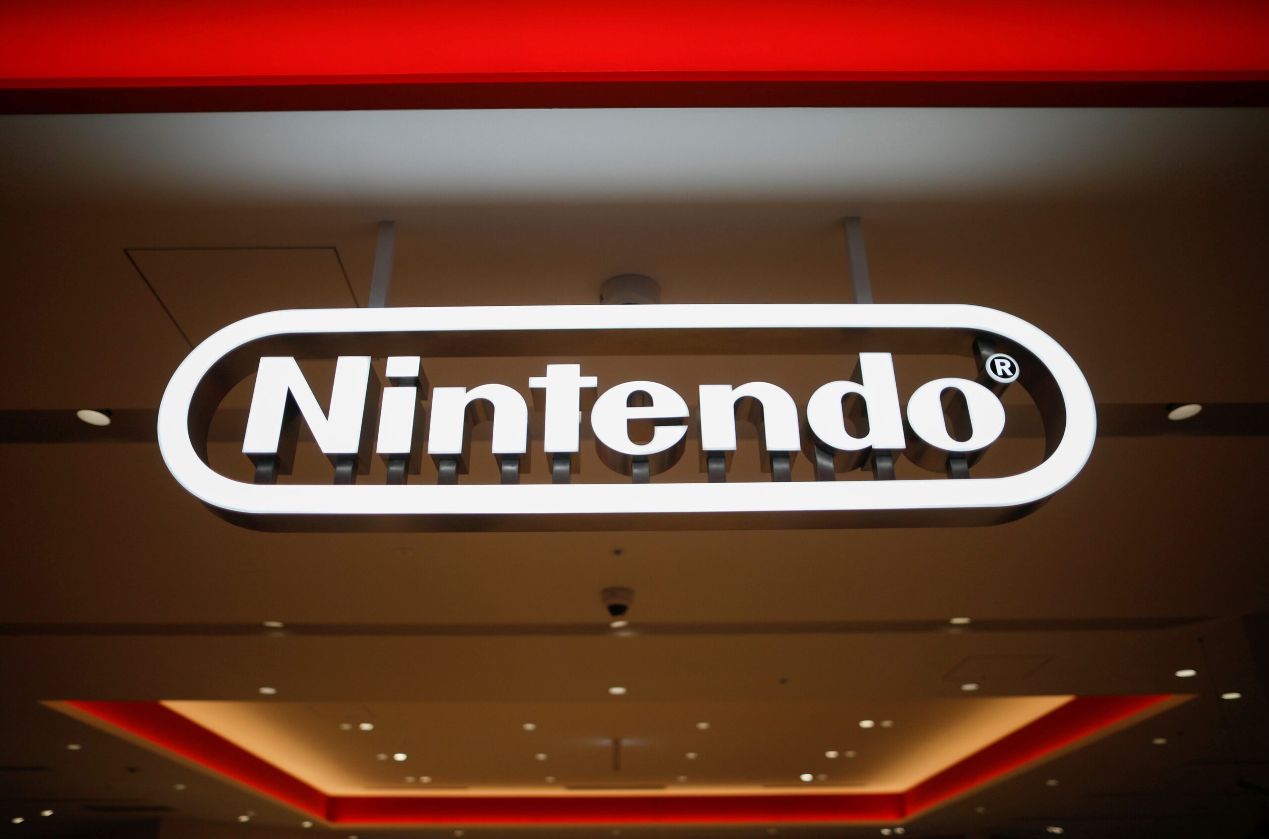 Nintendo corta previsão de vendas do Switch antes de novo lançamento