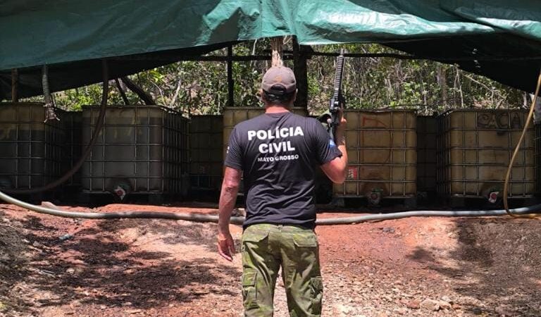 Polícia Civil dá batida em fazenda e fecha posto clandestino usado para abastecer garimpos ilegais