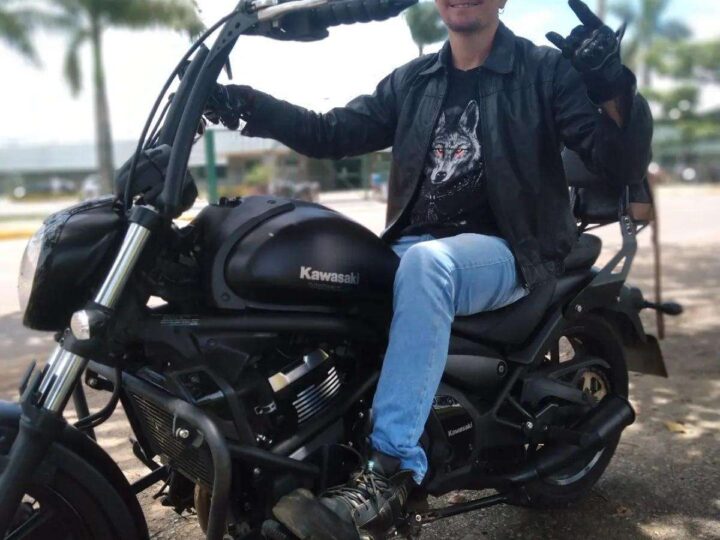 Professor cai de motocicleta e morre atropelado por carreta na rodovia BR-163