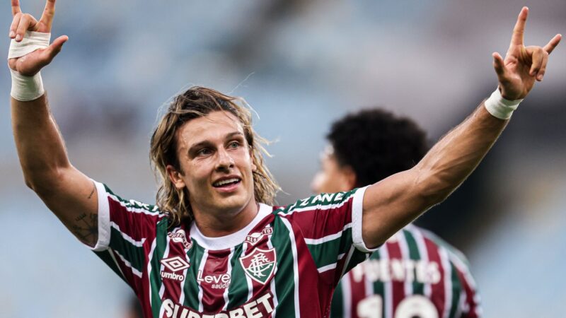 Fluminense goleia e se aproxima da decisão do Campeonato Carioca